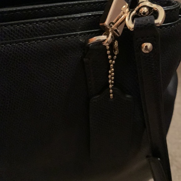 Coach leather shoulder bag - Picture 7 of 8